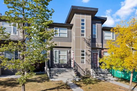 Photo of 128 Livingston Parade NE, Calgary, AB T3P 0V6 (MLS # A2262949) Photo of 128 Livingston Parade NE, Calgary, AB T3P 0V6 (MLS # A2262949)