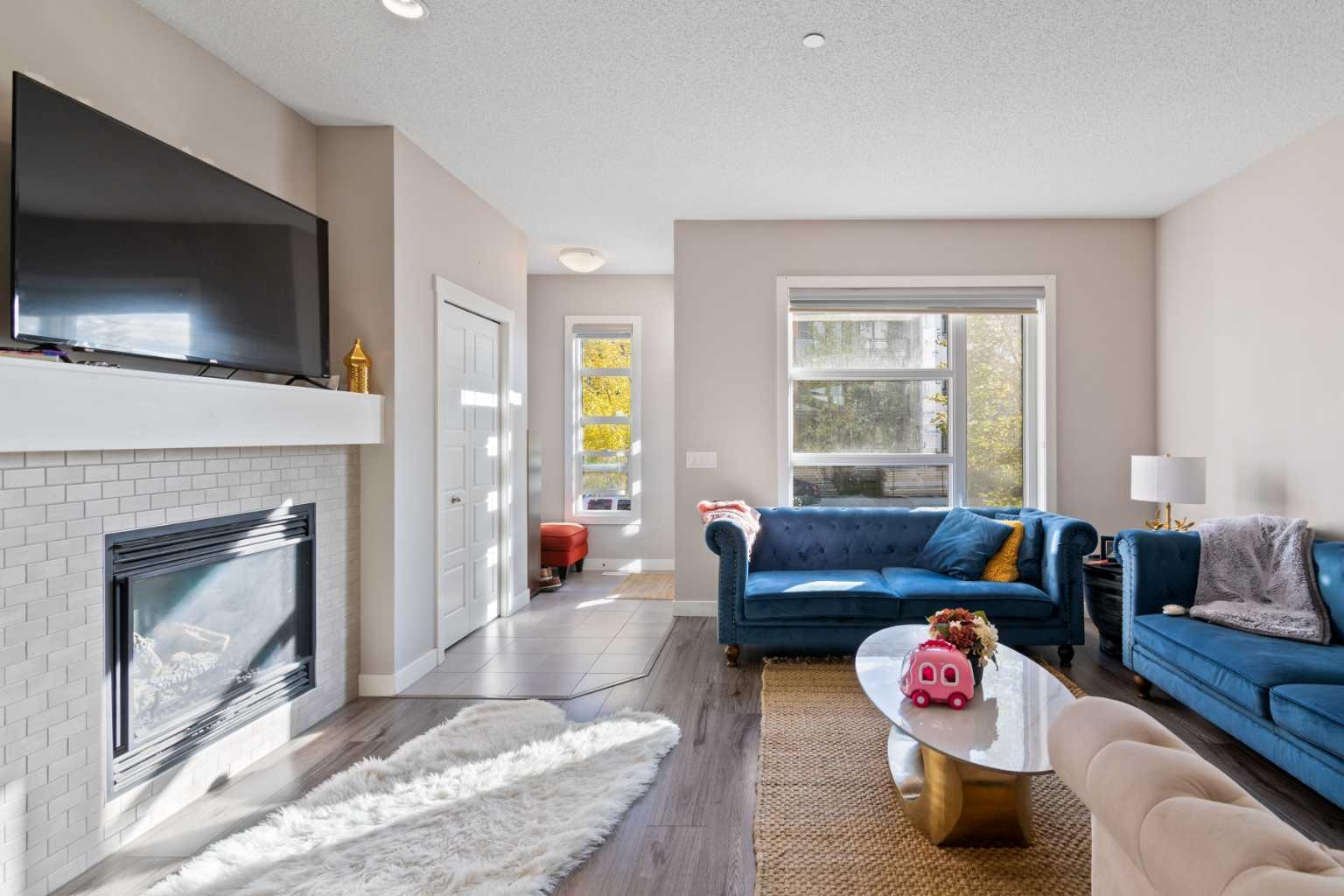 128 Livingston Parade NE