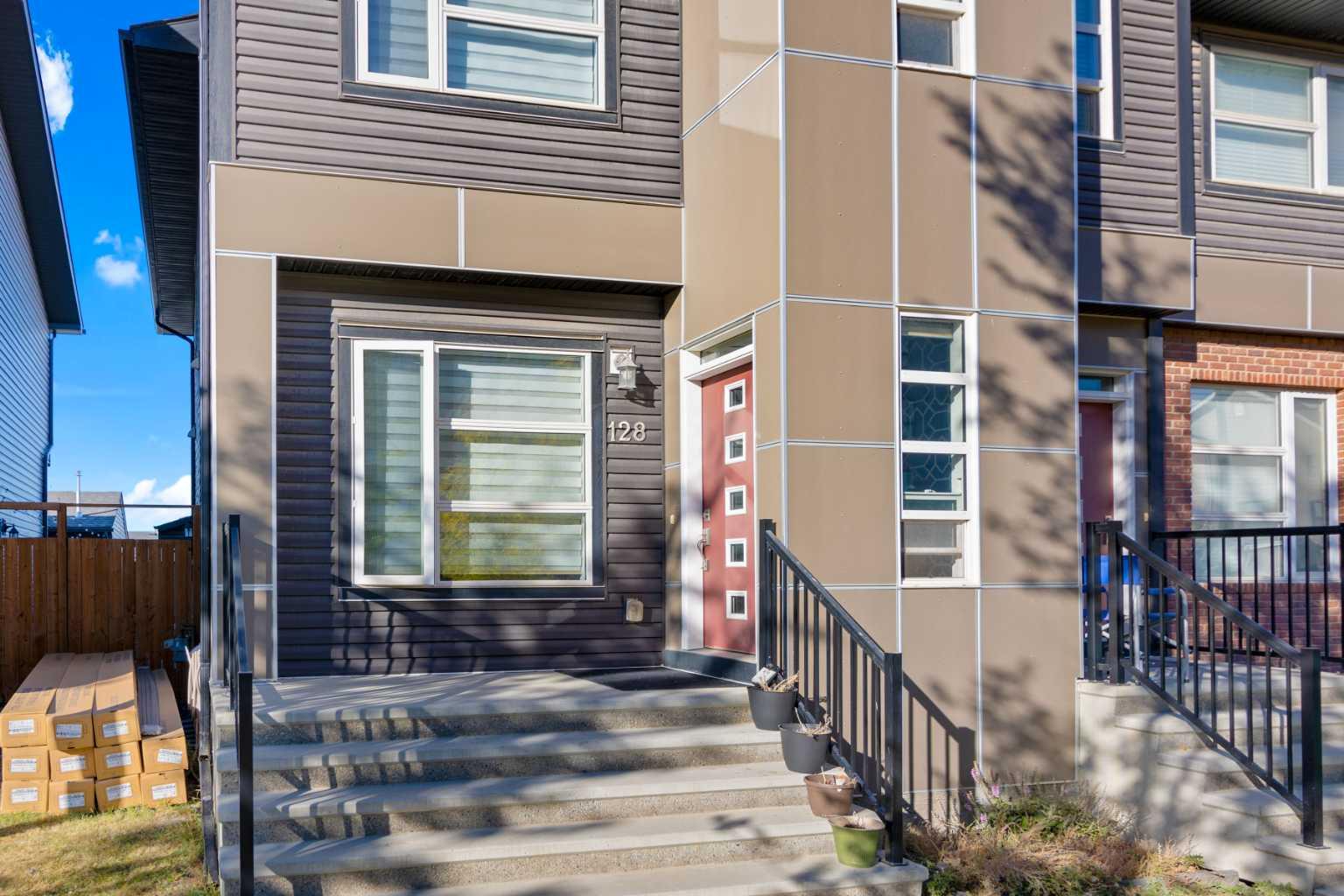 128 Livingston Parade NE