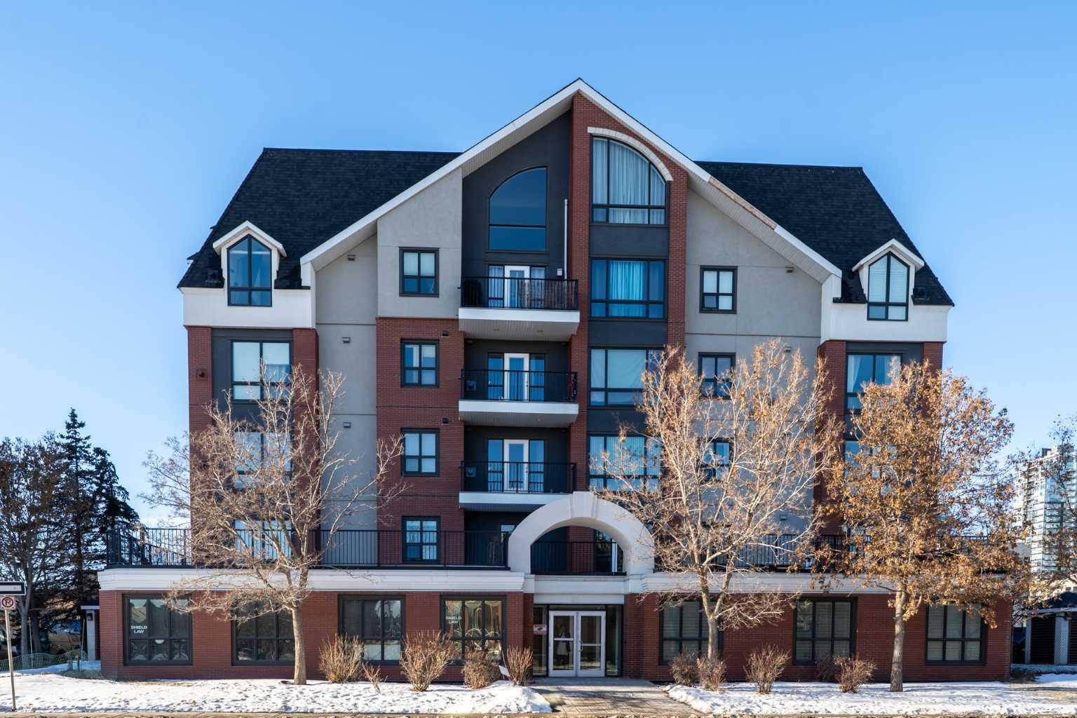 138 18 Avenue SE 202