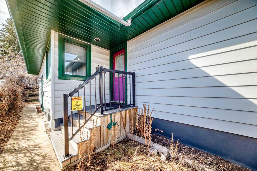 Photo of 1415 Rosehill Drive NW, Calgary, AB T2K 1M3 (MLS # A2295667)