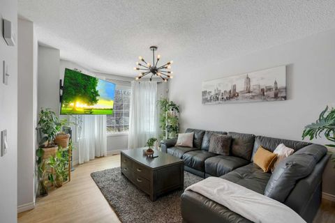 Photo of 179 Saddlemead Road NE, Calgary, AB T3J 4J3 (MLS # A2290777)
