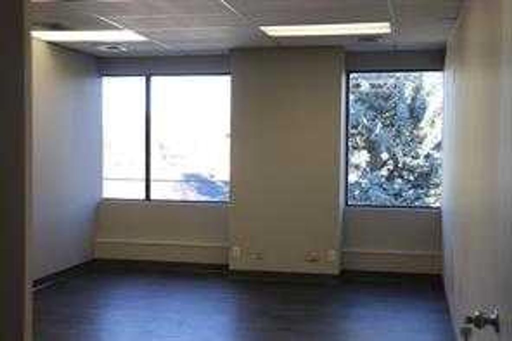 Photo of 2120 Kensington Road NW #204B, Calgary, AB T2N 3R7 (MLS # A2282901)