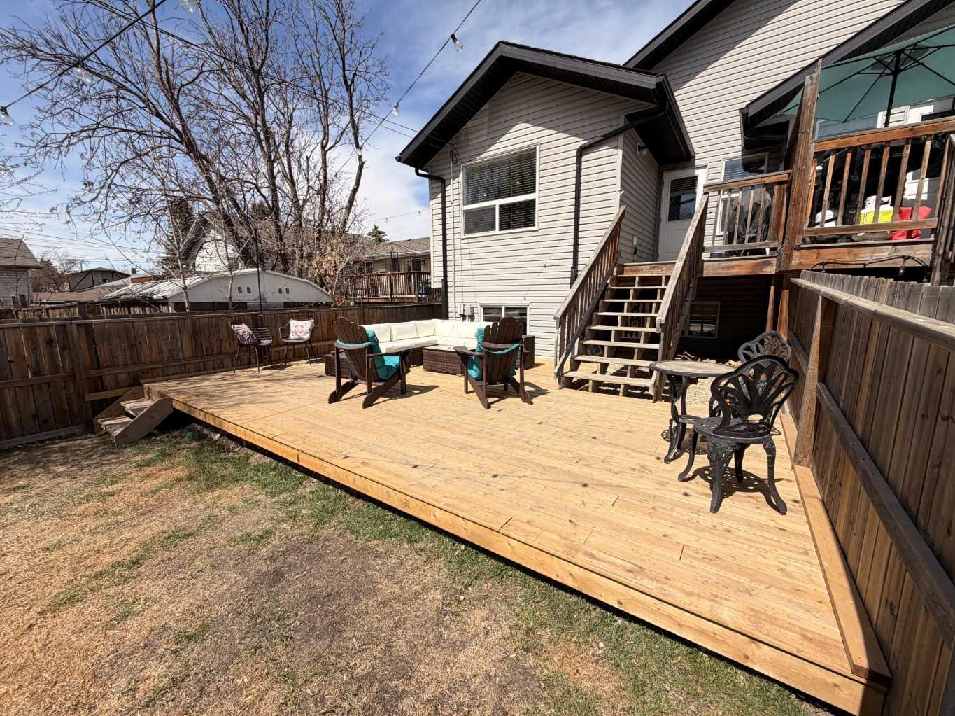 B 3809 46 Street
