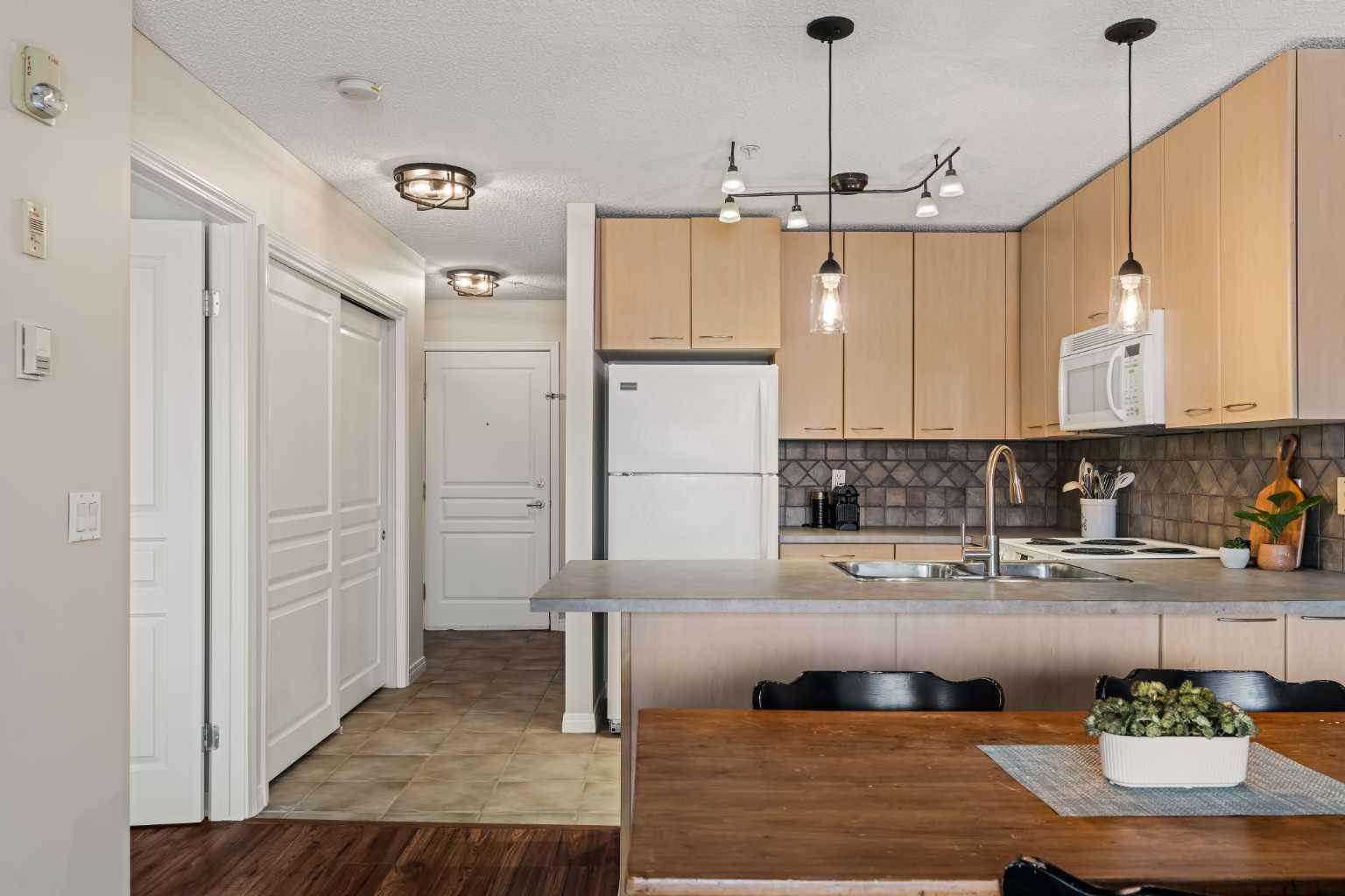 5115 Richard Road SW 209