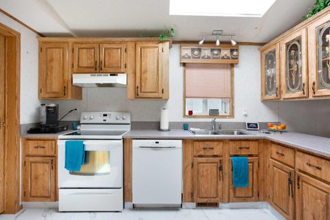 Tiny photo for 99 Arbour Lake Road NW #62, Calgary, AB T3G 4E4 (MLS # A2272467)