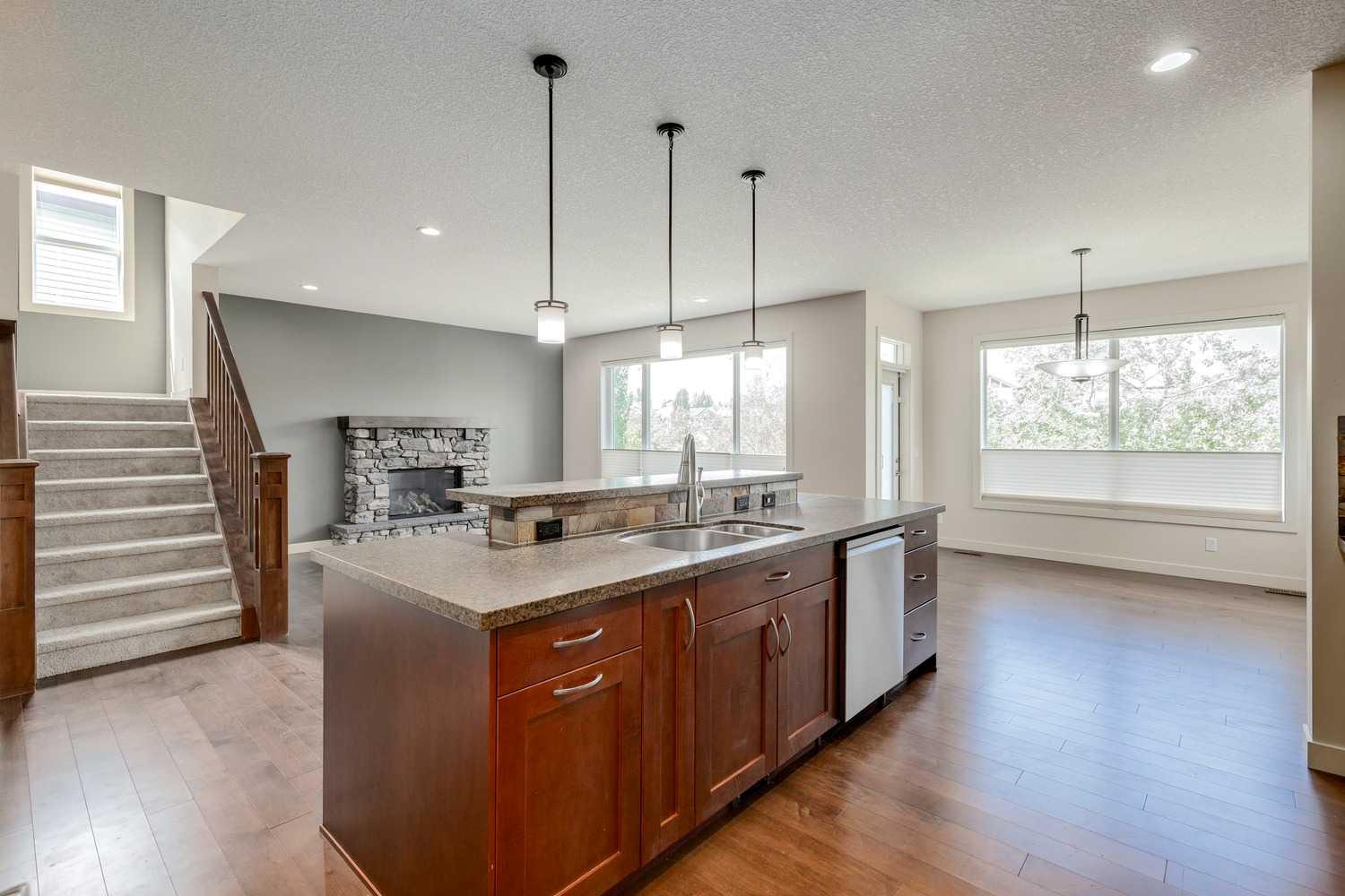 94 Tuscany Summit Green NW