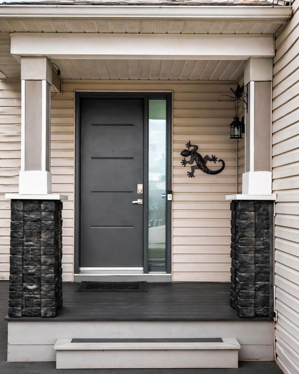 Photo of 220 Douglas Glen Bay SE, Calgary, AB T2Z 2M8 (MLS # A2297250)