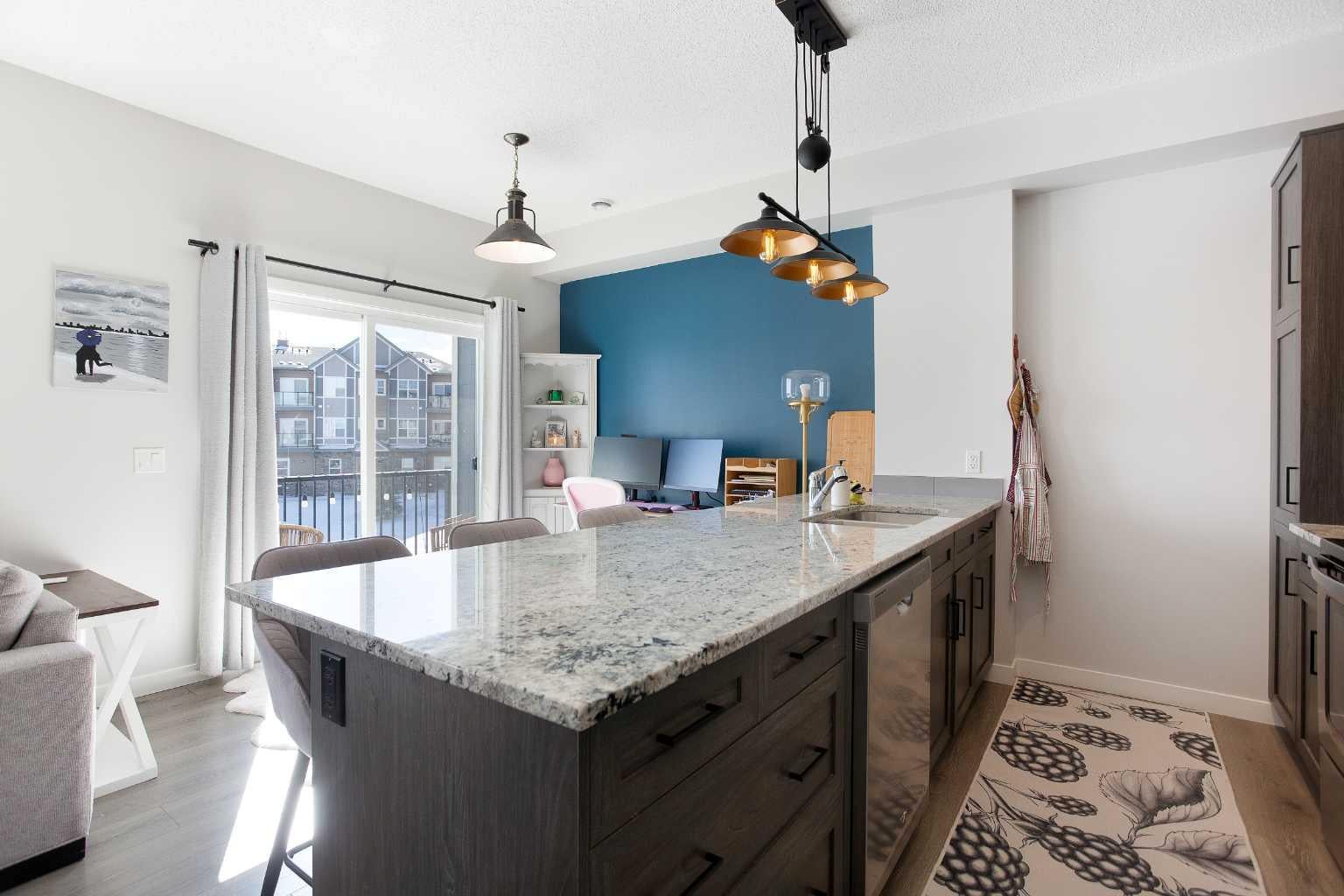 250 Fireside View 412