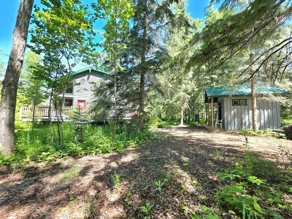 10 Poplar Crescent