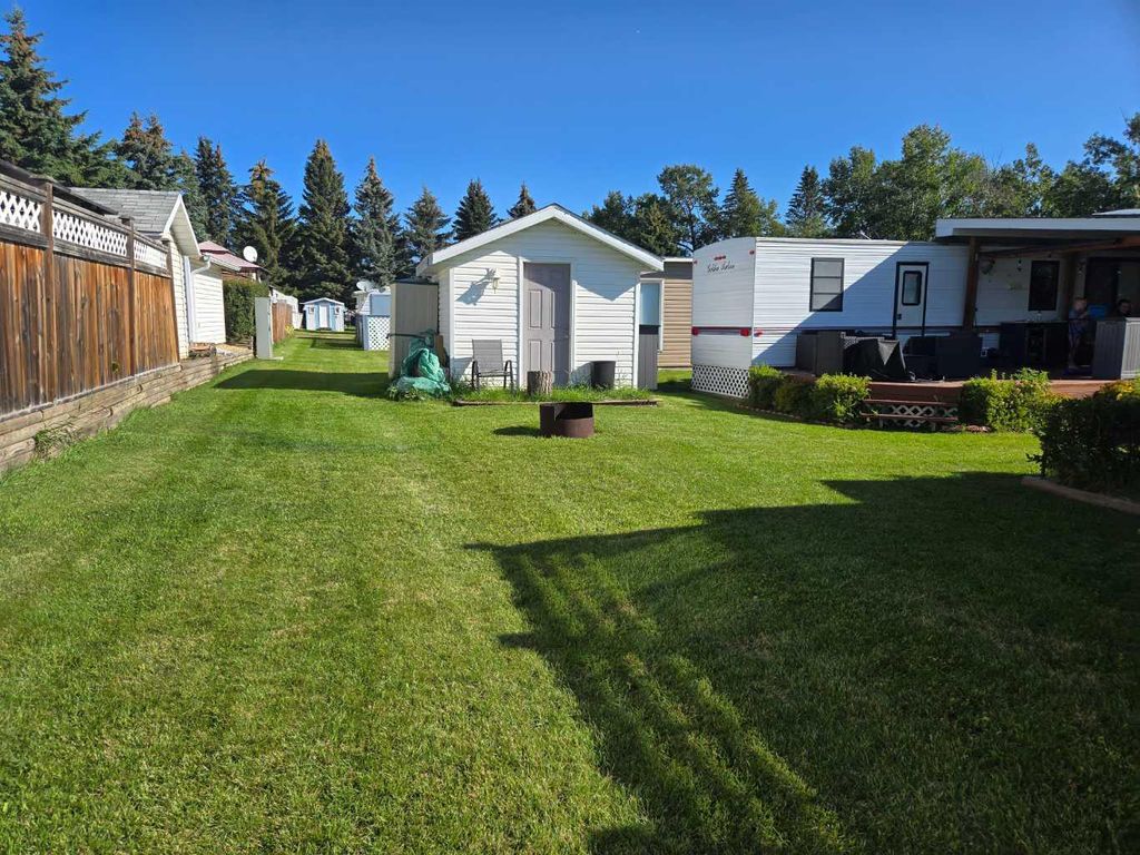 Photo of 17 Points West Resort, Sylvan Lake, AB T4S 1T3 (MLS # A2313619)