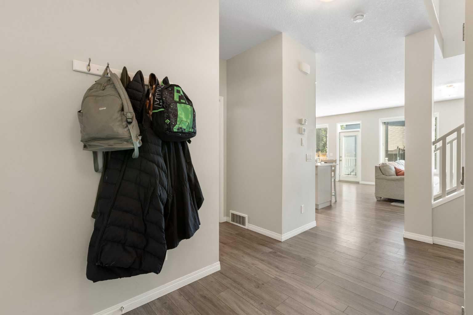 1708 Montgomery Gate SE