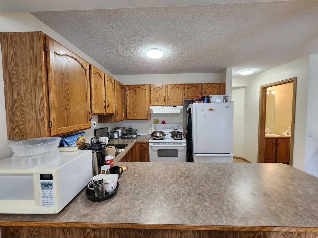 Photo of 9 Country Hills Rise NW, Calgary, AB T3K 4S7 (MLS # A2281004)