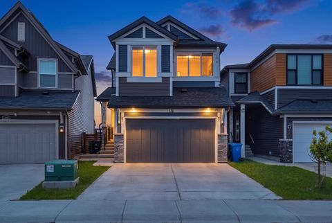 Photo of 176 Howse Crescent NE, Calgary, AB T3P 1L5 (MLS # A2322557)