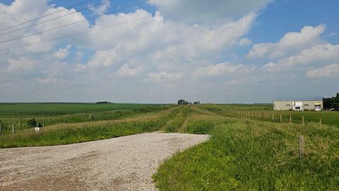 Photo of 270182 Inverlake Road, Rural Rocky View County, AB T1X 2E3 (MLS # A2318160)
