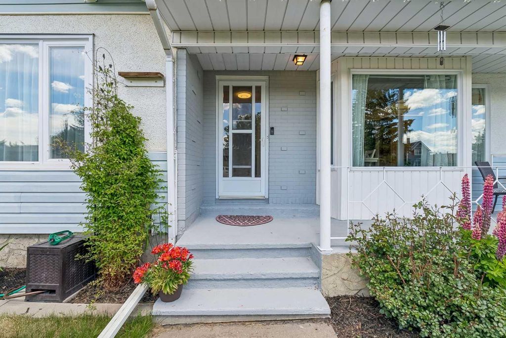 Photo of 1418 18 Avenue, Didsbury, AB T0M 0W0 (MLS # A2324151)