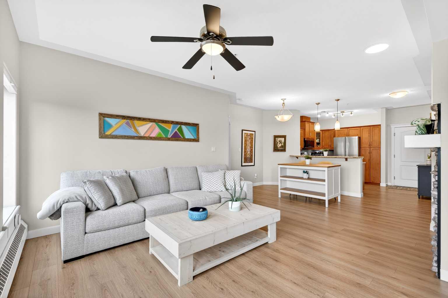 10 Discovery Ridge Close SW 519