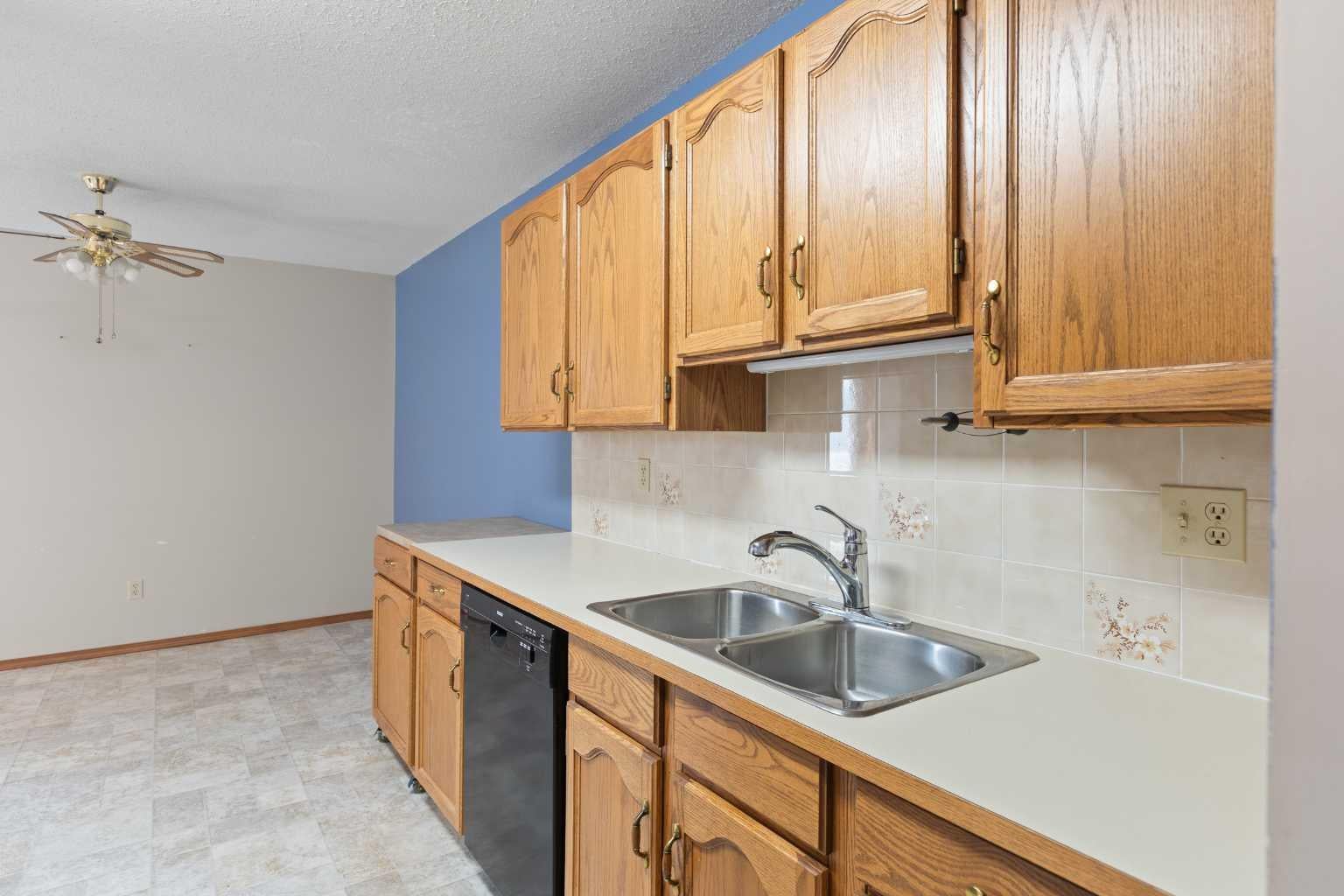 410 7 Street SW 202