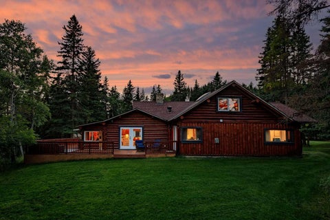 Photo of 35 Bracken Point, Bragg Creek, AB T0L 0C5 (MLS # A2340191)