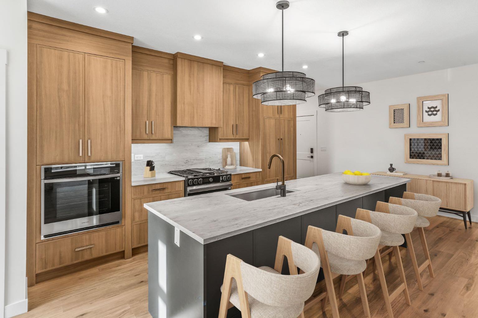 10 Cascade Ridge 310