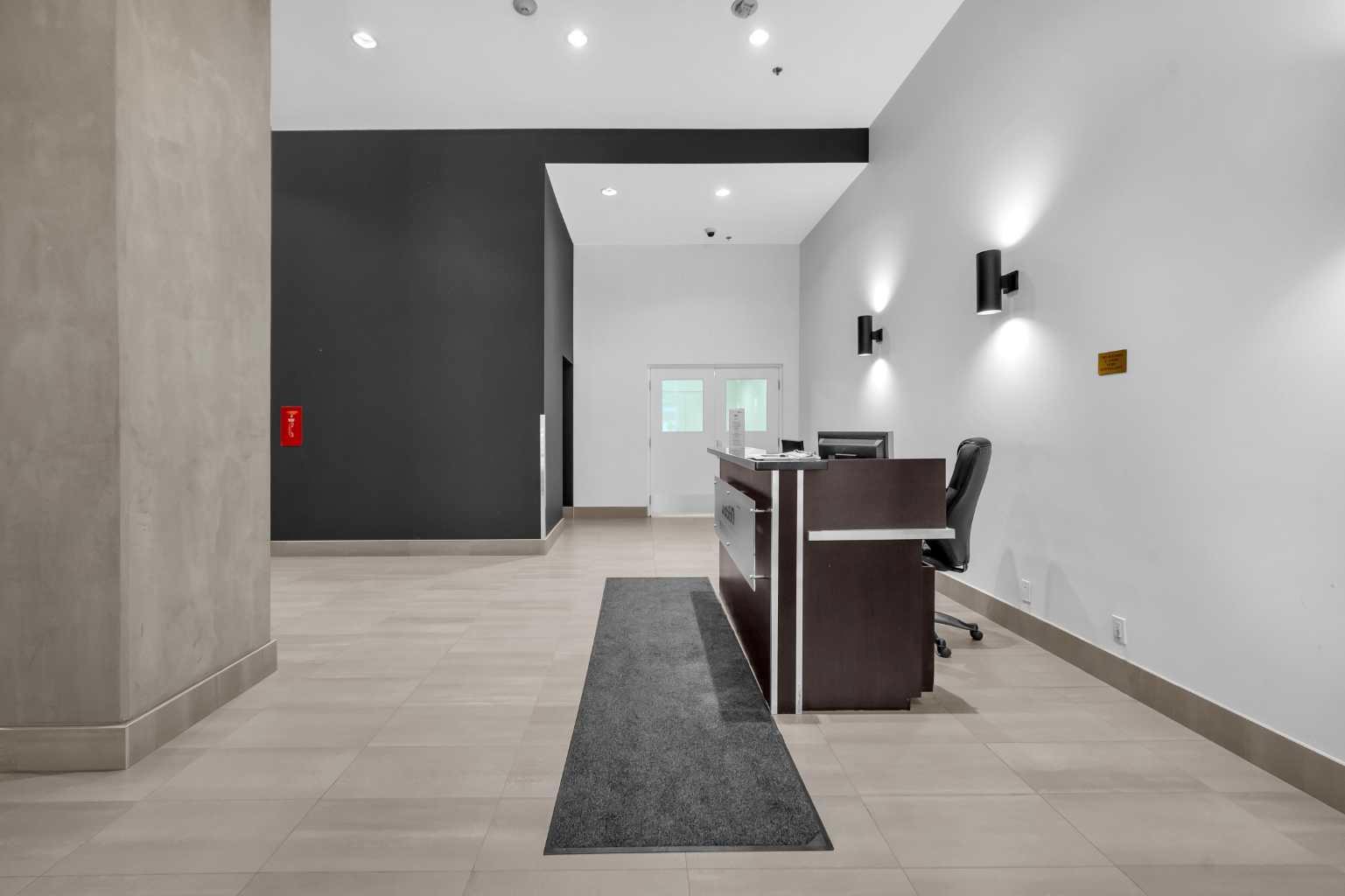 1410 1 Street SE 1405