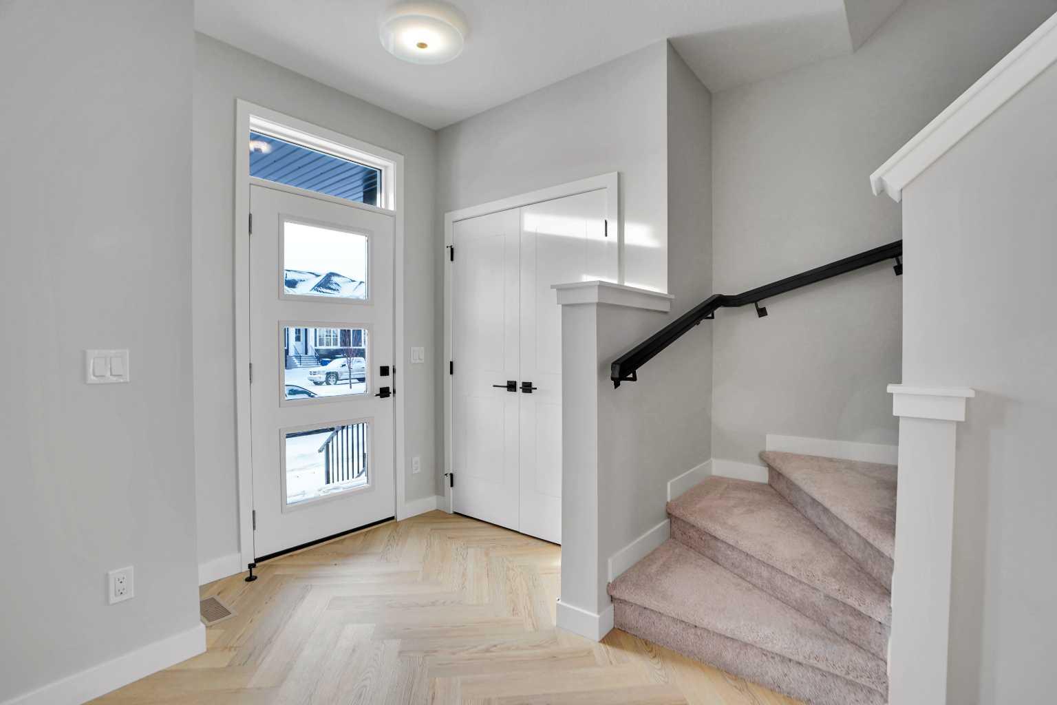 144 Cobblestone Gate SW