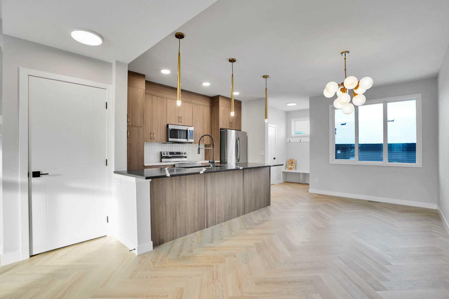 144 Cobblestone Gate SW