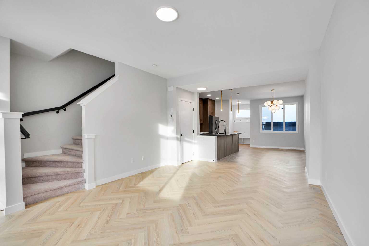 144 Cobblestone Gate SW