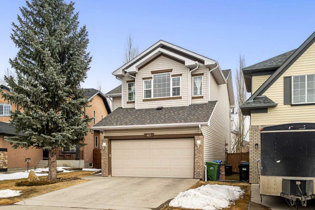 Photo of 40 Wentworth Close SW, Calgary, AB T3H 4Y9 (MLS # A2290086)