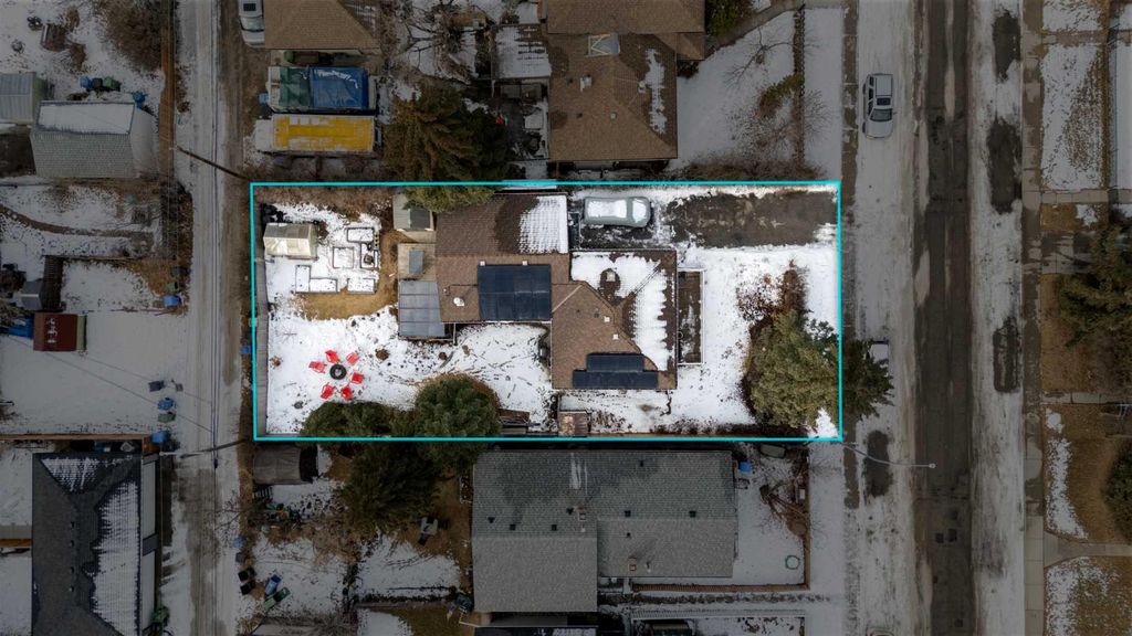 Photo of 4351 70 Street NW, Calgary, AB T3B 2K4 (MLS # A2281877)