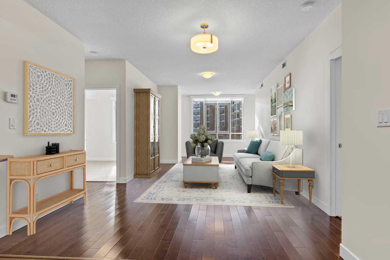 16 Varsity Estates Circle NW 310