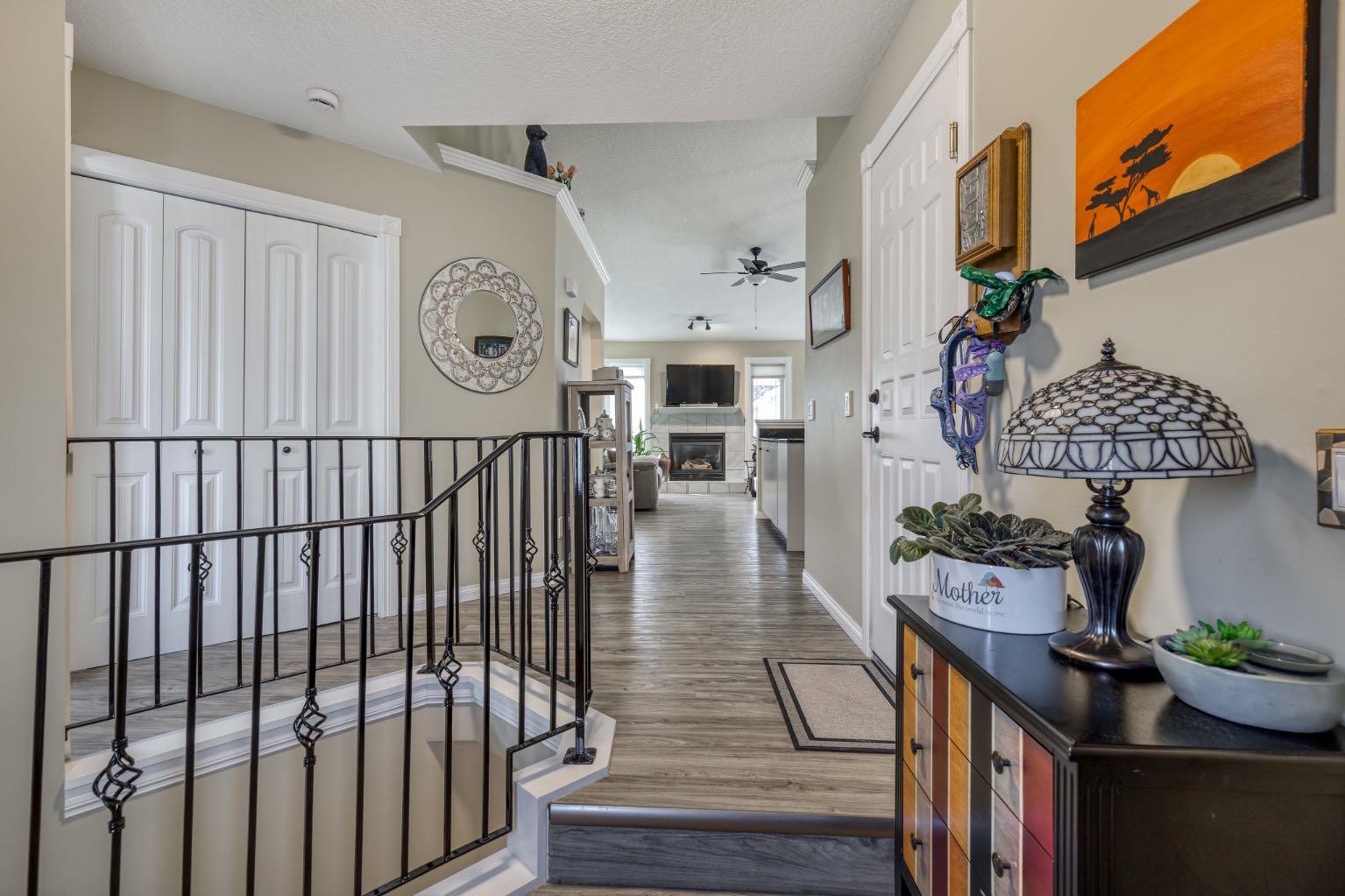 321 De Foras Close NW