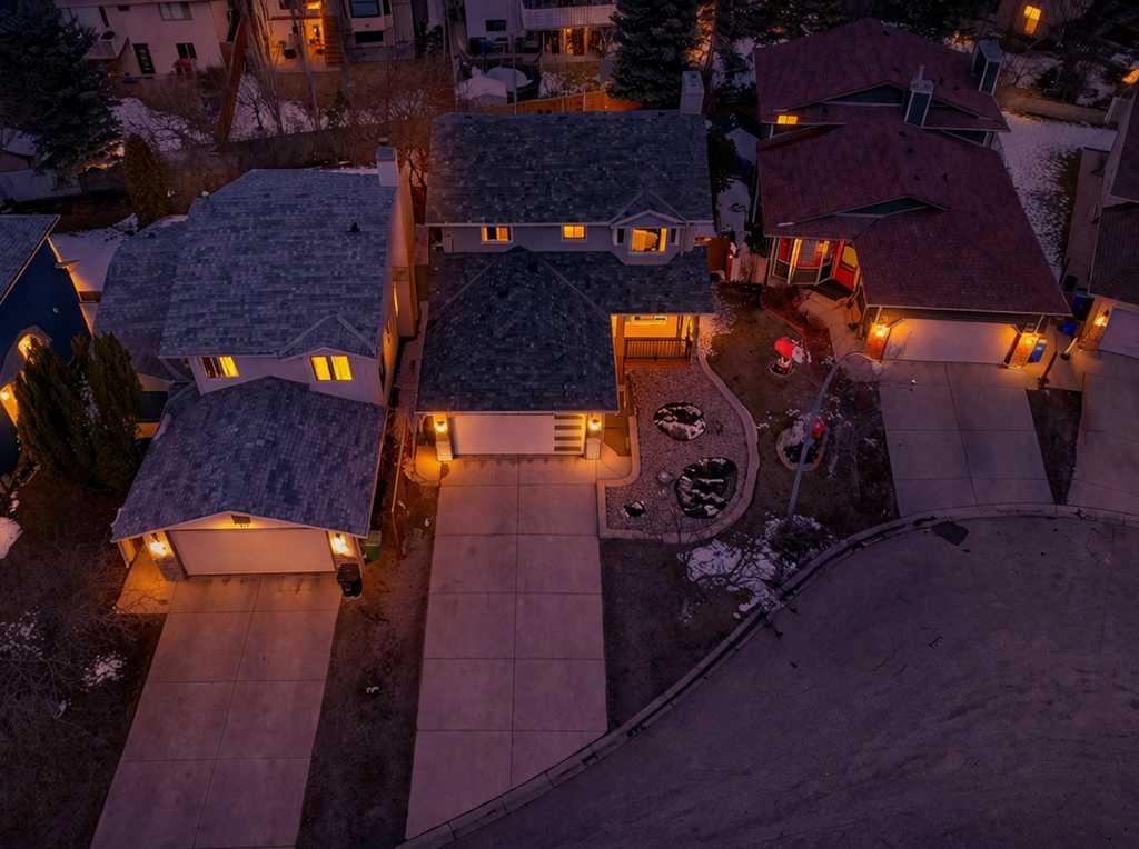 256 Riverside Mews SE