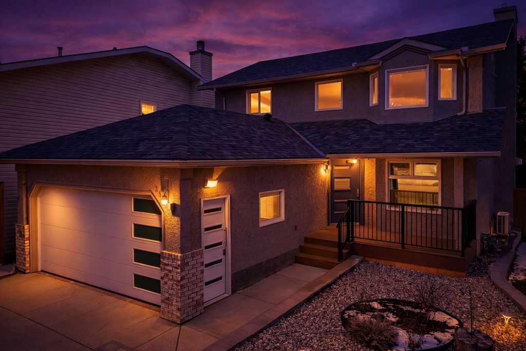 256 Riverside Mews SE