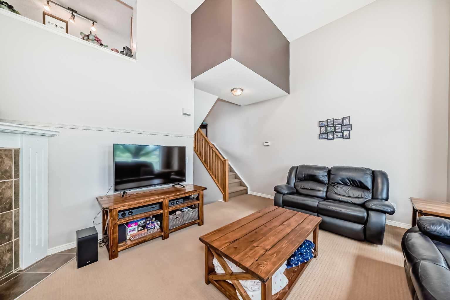 104 Kingsland Court SW