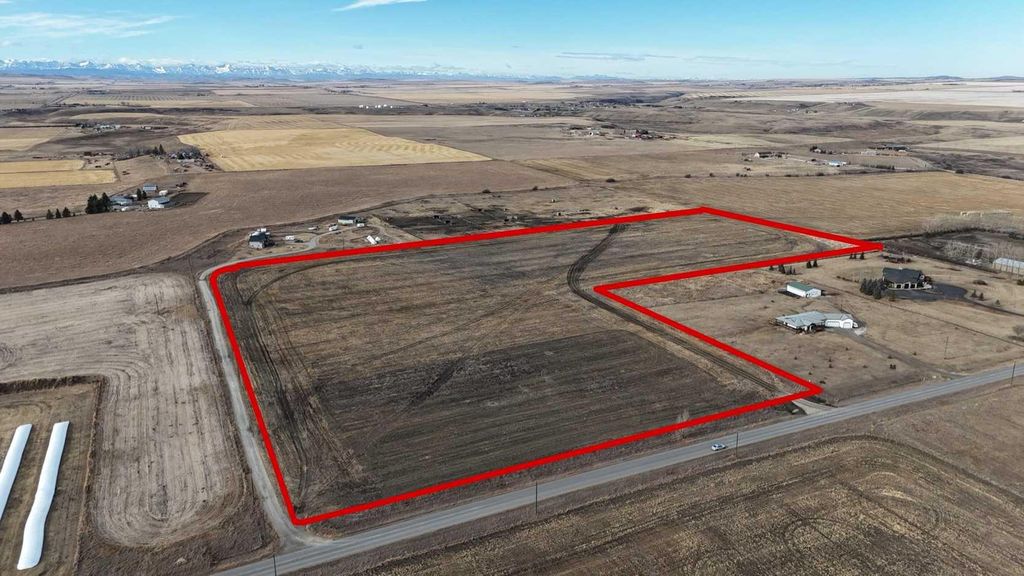 Photo of 23.26 ACRES ALONG 48 Street E, Rural Foothills County, AB T1V 1M3 (MLS # A2286905)