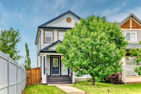 Photo of 189 Copperstone Circle SE, Calgary, AB T2Z 0G8 (MLS # A2323421)