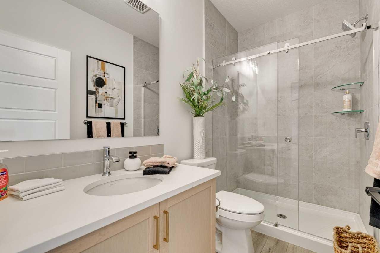 192 Lewiston Landing NE