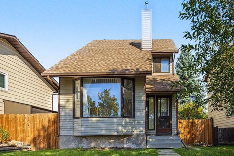 Photo of 1272 Berkley Drive NW, Calgary, AB T3K 1S9 (MLS # A2342496)