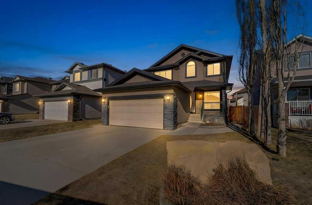 Photo of 284 Hawkmere View, Chestermere, AB T1X 1T7 (MLS # A2287875)
