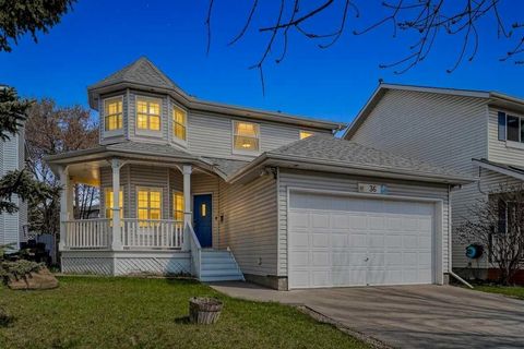 Photo of 36 Chaparral Drive, Calgary, AB T2X 3J6 (MLS # A2309497)