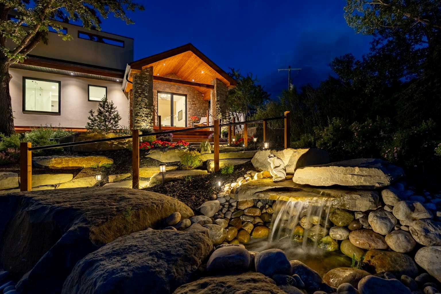 10 Devonian Ridge Place