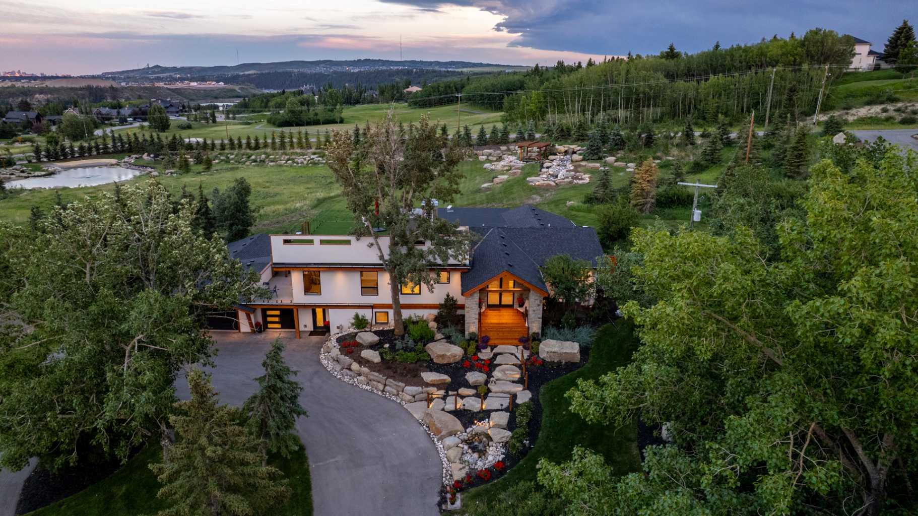 10 Devonian Ridge Place