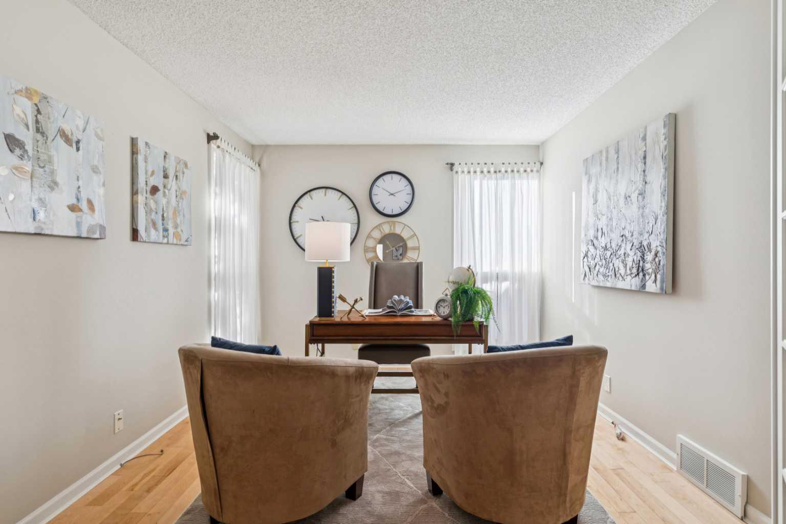 275 Woodridge Drive SW 2