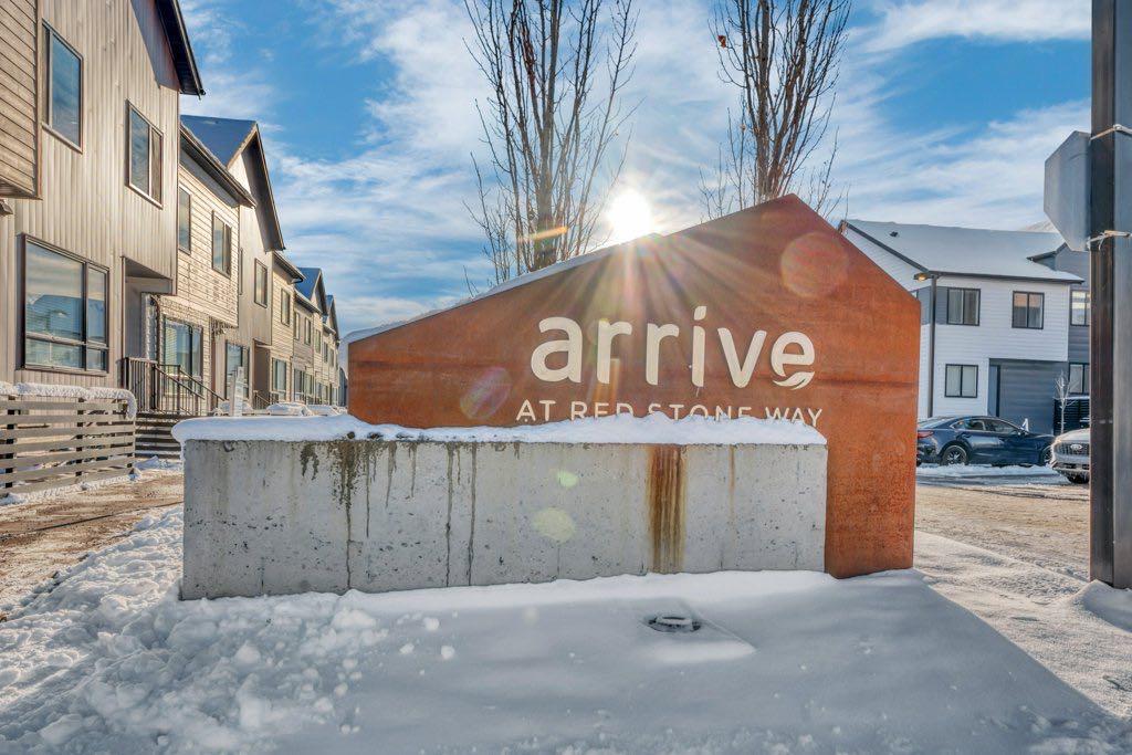 514 Redstone Crescent NE