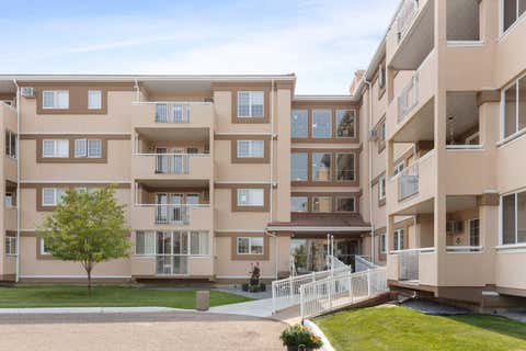 Photo of 22 Park Meadows Drive SE #412, Medicine Hat, AB T1B 4E8 (MLS # A2338226)