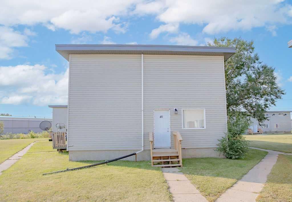 Photo of 305 5 Street #40, Wainwright, AB T9W 1A5 (MLS # A2340978)