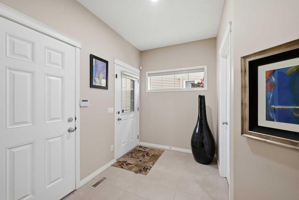 Photo of 156 Skyview Shores Manor NE, Calgary, AB T3N 1B4 (MLS # A2311230)