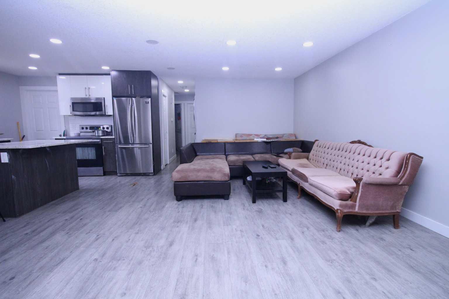 11 Falshire Drive NE