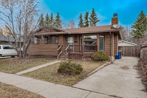 Photo of 15131 Deer Run Drive SE, Calgary, AB T2J 3H6 (MLS # A2302596)